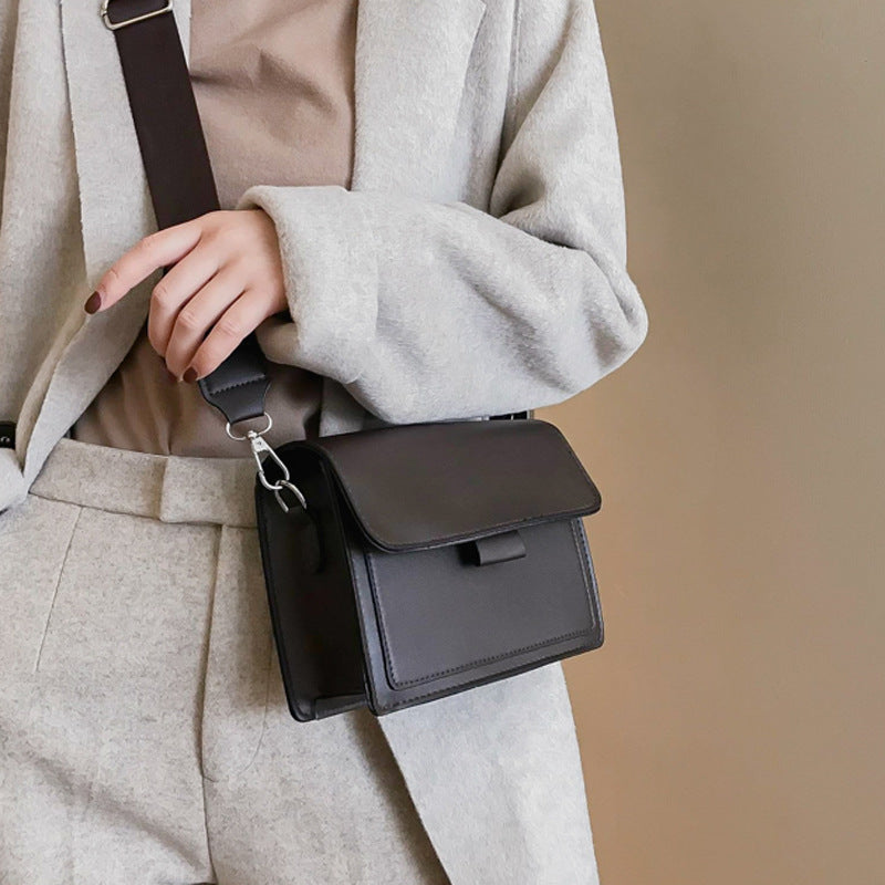 Wide Shoulder Strap Small Square Bag Retro Single Shoulder Messenger